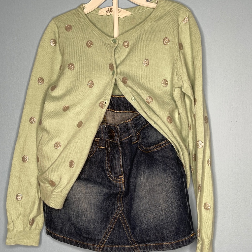 Long sleeves cardigans and short denim skirt